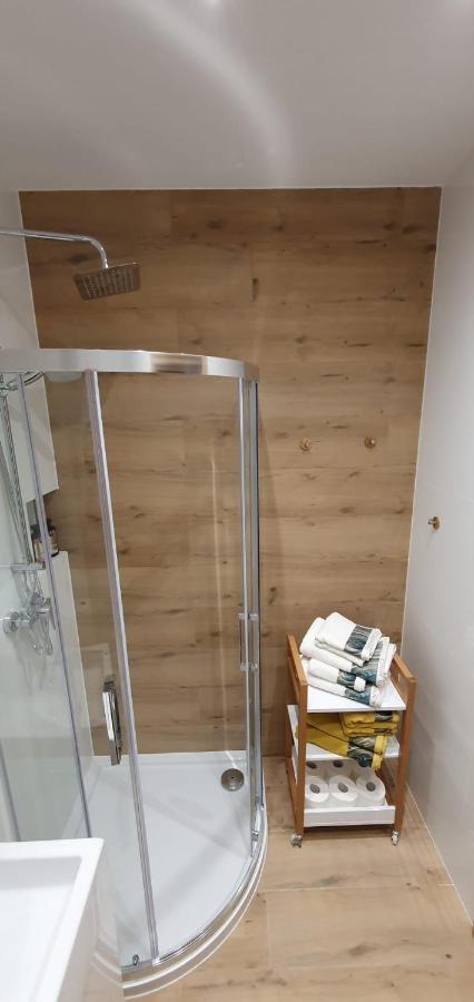 גדינייה Apartament Bursztynowy Modern Tower מראה חיצוני תמונה